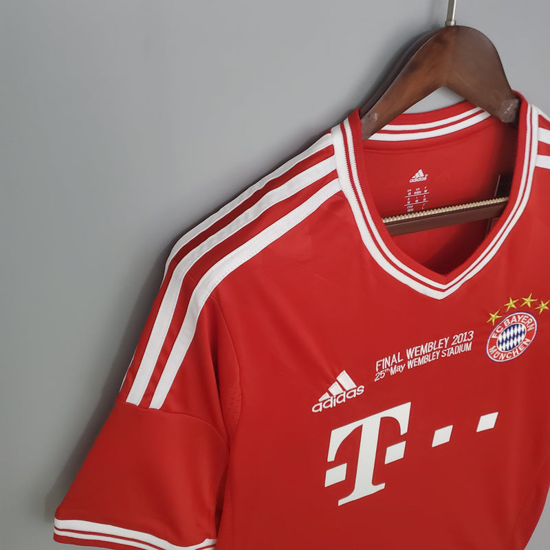 Camisa Bayern de Munique Home UCL FINAL 12/13 - Retro