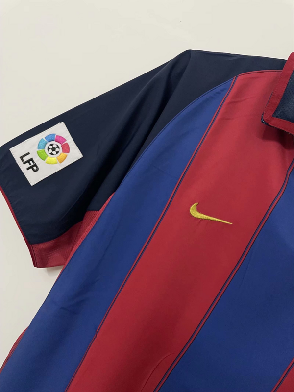 Camisa Barcelona Home 03/04 - Versão Retro